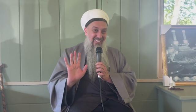 Every Step To The Mosque Raises You Ten Levels