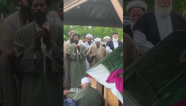 Ziyarah of Mawlana Shaykh Muhammad Hisham Kabbani (ق)