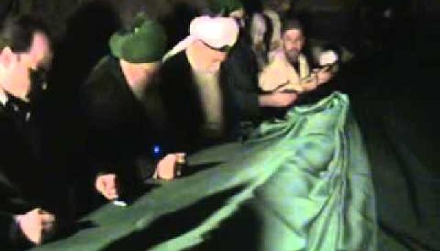 Shaykh Hisham & Shaykh Adnan visit to the Grave of Prophet Yusha (Joshua) (as)